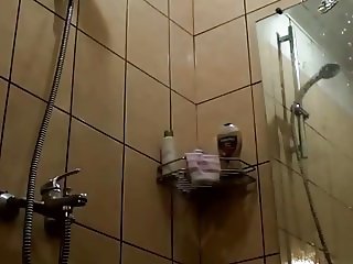 Unbelievable Shower Voyeur Clip