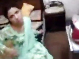Pakistani Aunty Fucked by young boy